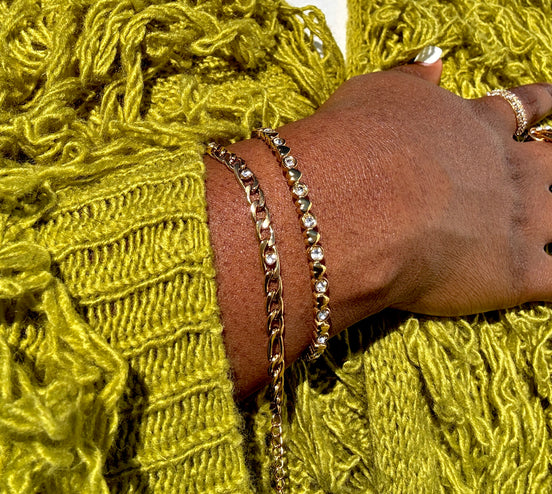 Golden Amour Heart Bangle