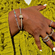 Lumière Barrel Bangle