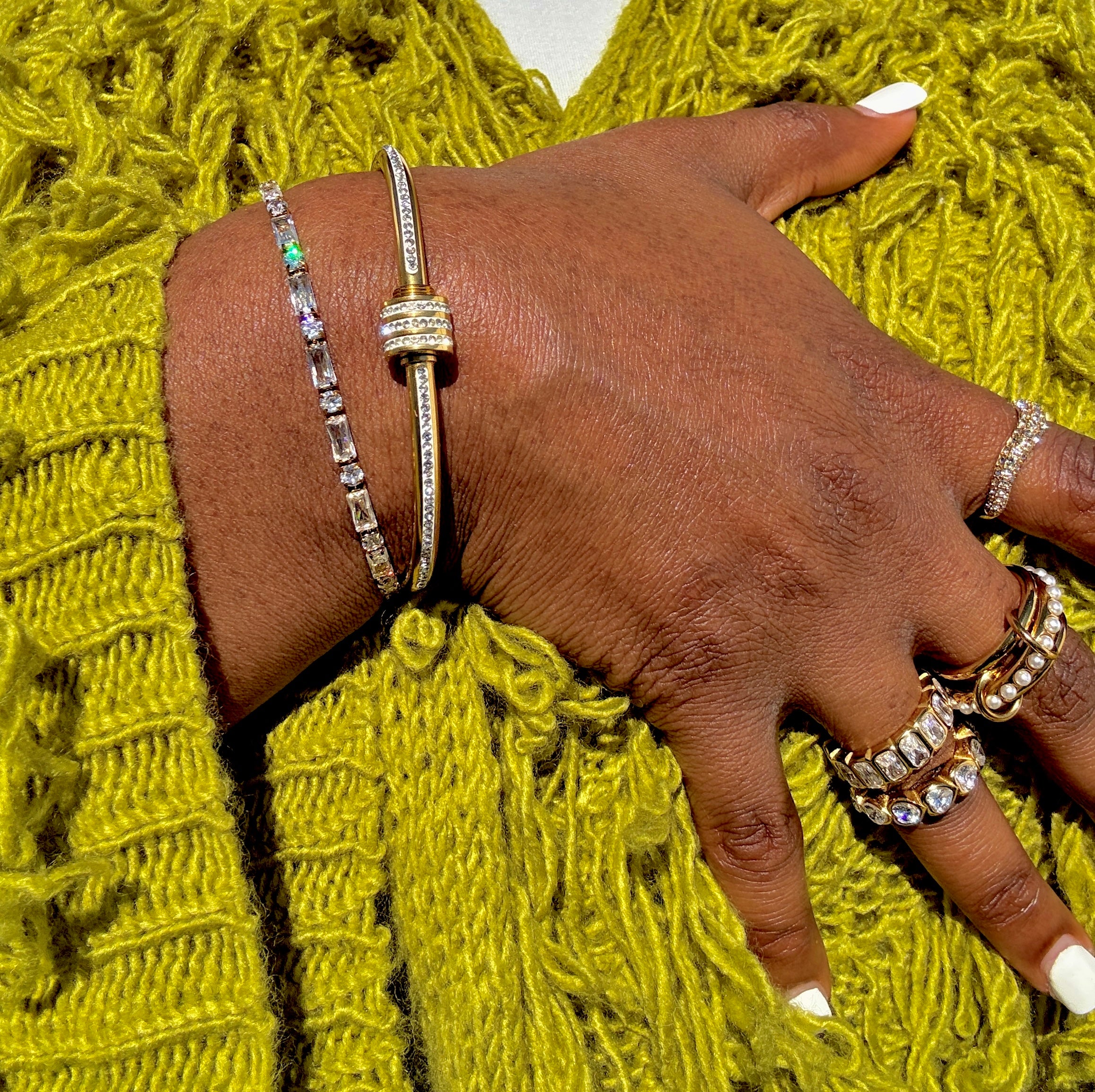 Lumière Barrel Bangle