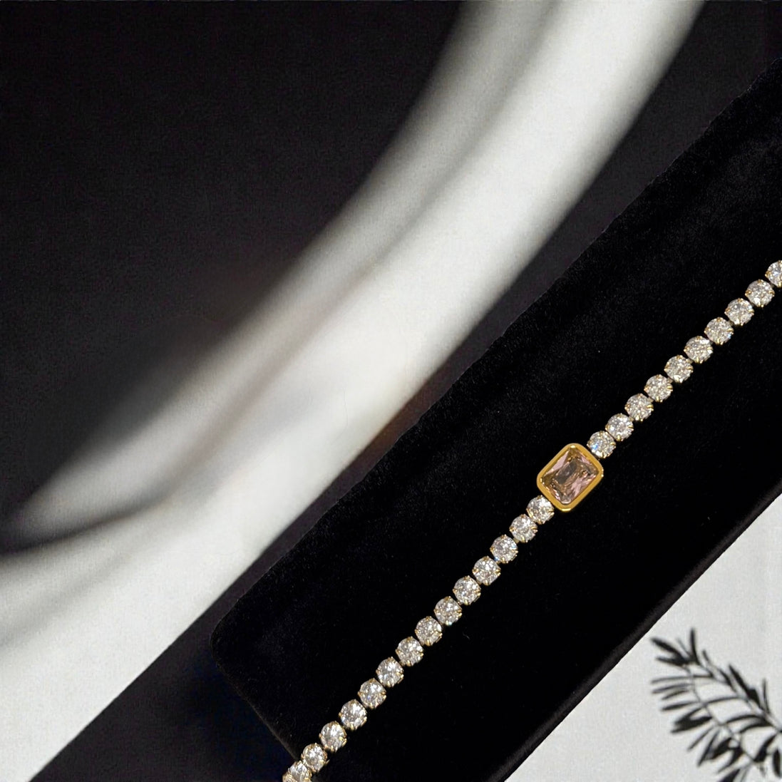 Rosé Lumière Tennis Bracelet