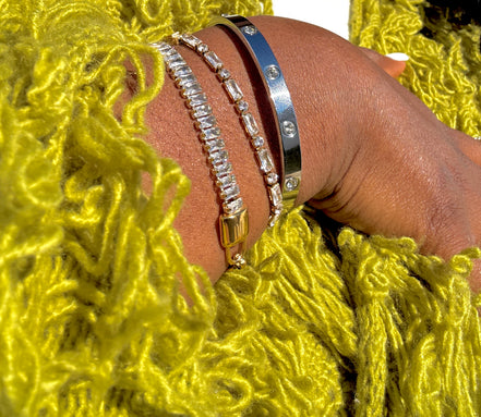 Lumière Bezel Silver Bangle