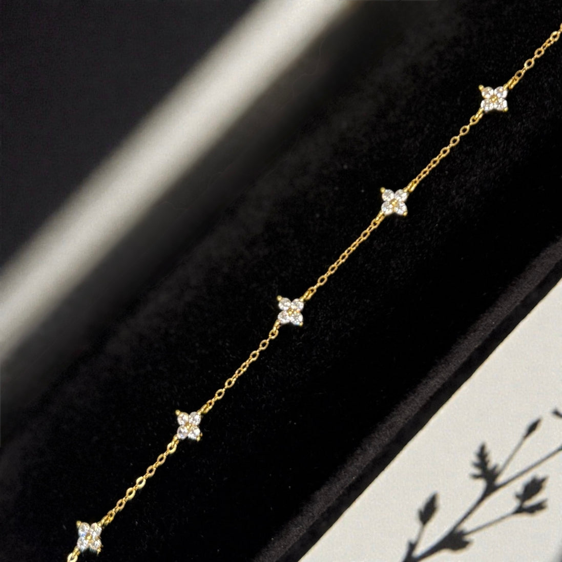 Amour Sterling Silver Clover Bracelet