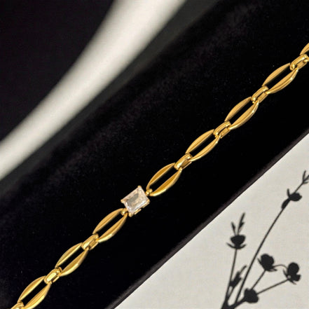 Élise Gold Link Bracelet