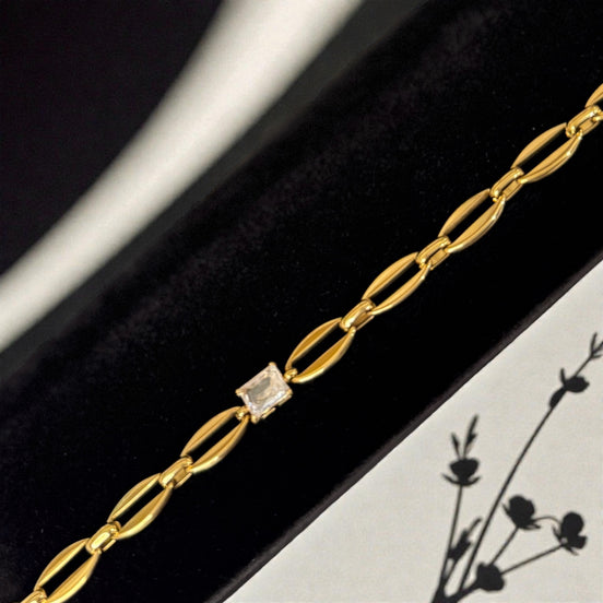Élise Gold Link Bracelet